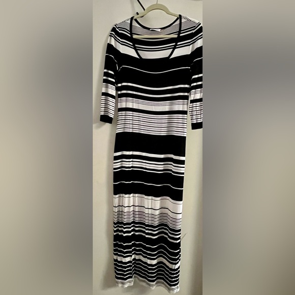 Calvin Klein Monochrome Striped Dress - Picture 1 of 2